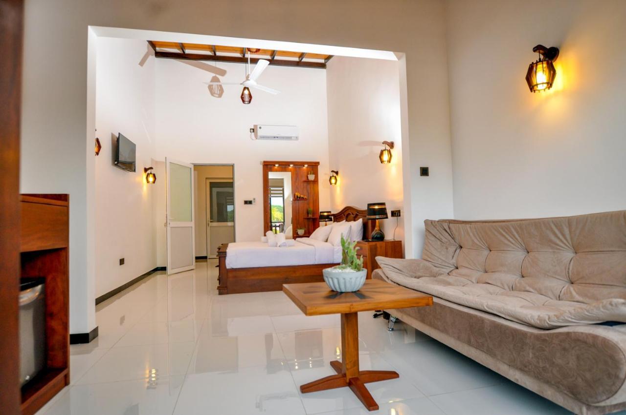 Sachinro Hotel Mirissa Exterior photo
